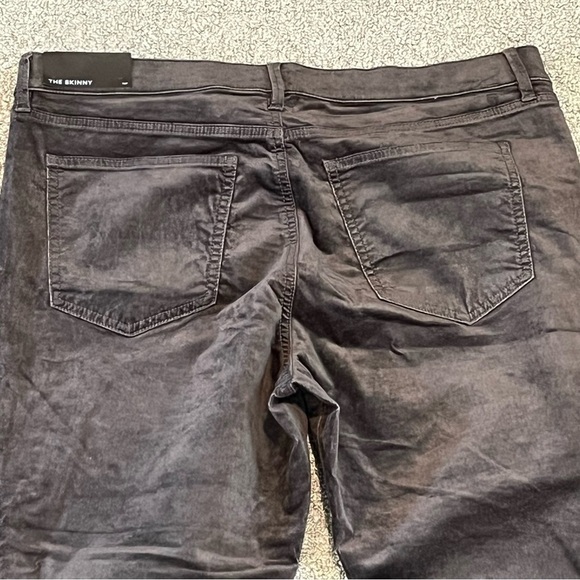 Ann Taylor Pants Womens 16 Petite Black Velour Velvet The Skinny NWT - Picture 9 of 10